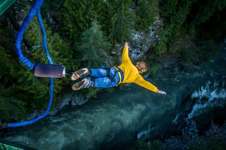 13 Bucket list adventure ideas around the world